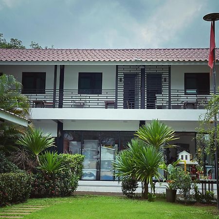 Hanoii House Koh Mak Exteriör bild
