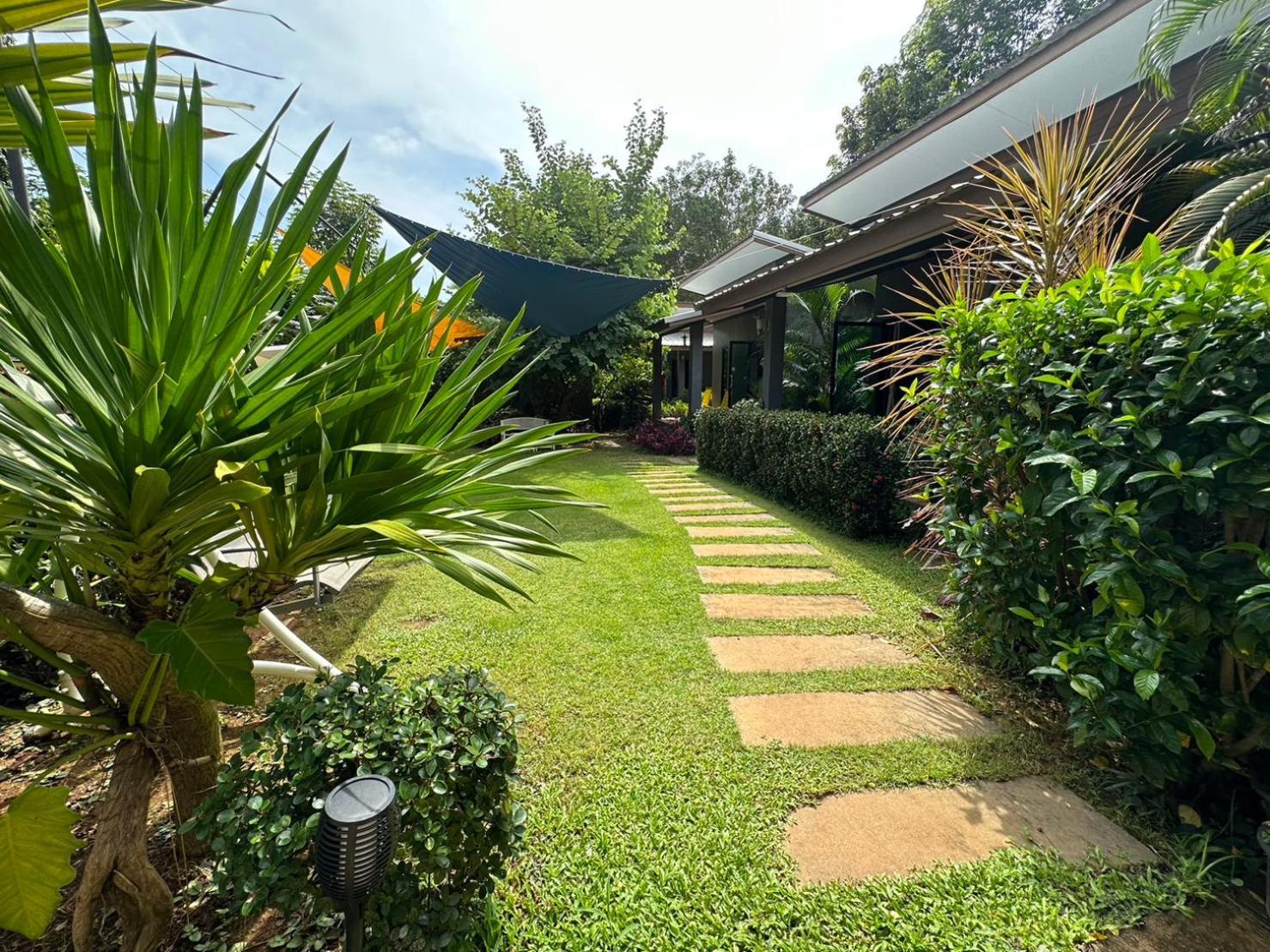 Hanoii House Koh Mak Exteriör bild